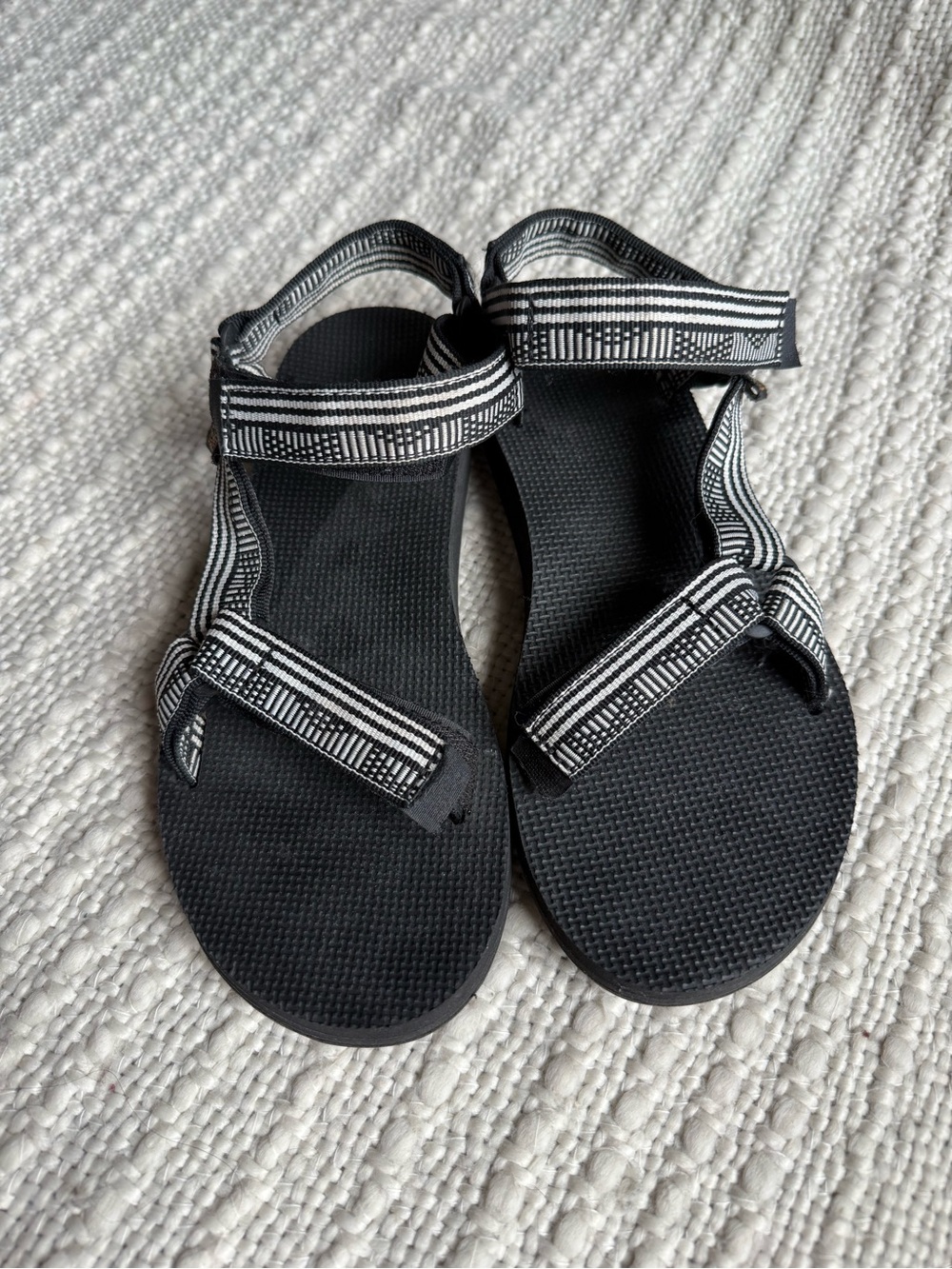 Teva Black and White Strap Sandals - Women’s size 8